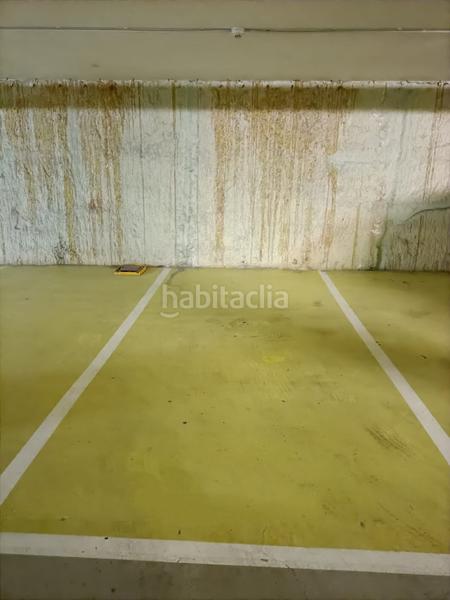 Foto 4669c011-4c87-463a-9e61-963e22237bd8. Aparcament cotxe a Sant Pau Valencia