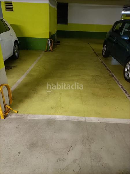 Foto b3896872-ca74-4560-bbb3-66f31cebfaaf. Aparcament cotxe a Sant Pau Valencia