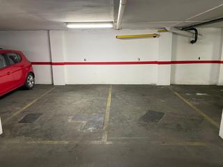 Lloguer Aparcament cotxe  Archiduque carlos. Dos plazas de garaje