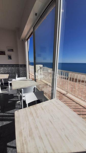 Foto f00bdac2-8f75-4158-b381-3fab2776ef40. Business premise in El Faro Cullera