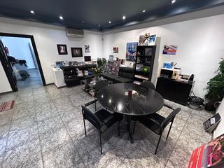 Local Comercial a San Ramón-Monte de Piedad. Oportunidad para varios tipos de negocios...local en xirivella