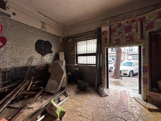 Geschäftsraum in La Petxina. Local comercial en pleno juan llorens para varios tipos de negoc