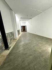 Local commercial  Calle doctor sumsi. Se vende local en ruzafa