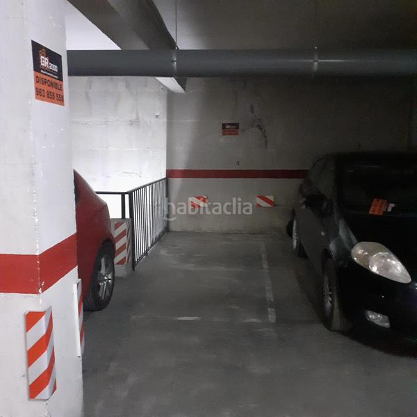 Foto f2165514-653d-403b-8017-a8a18e56df5a. Posto auto in Barrio de Patraix Valencia