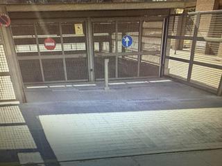 Rent Car parking in Sant Pau. Garaje con trastero