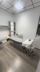 Lloguer Oficina a Barrio de Campanar. Cabina de estetica en alquiler