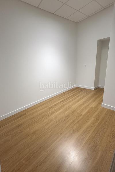 Foto 434fc42e-fa7a-41e8-87b3-70c8312131d5. Local comercial  en venta, ubicado en pleno campanar..con inquilino en Valencia