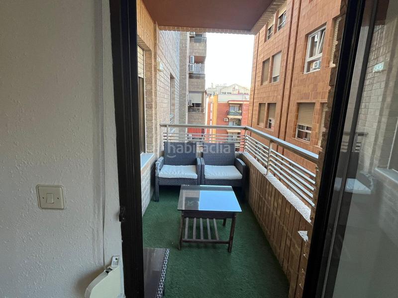 Foto 58ca5a3c-7867-4234-aaa0-beb80f2754e3. Miete etagenwohnung in Mestalla Valencia
