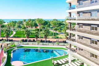 Flat in Cabanes. Impresionante vivienda en primera linea de playa torre la sal ca