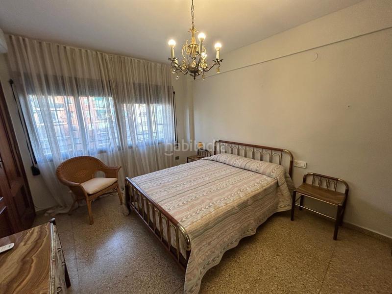 Foto f4888868-f9a9-4dfe-b892-ce72cb876232. Piso amplia y soleada vivienda en Barrio de Patraix Valencia