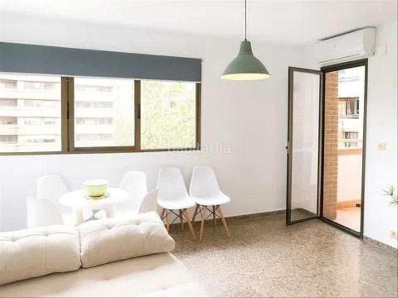 Foto 336322db-151d-4bae-b777-0c7c42be3e66. Pis a Mestalla Valencia