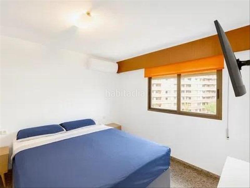 Foto cae5c990-e266-4eb8-98e4-13b9610c4fac. Pis a Mestalla Valencia