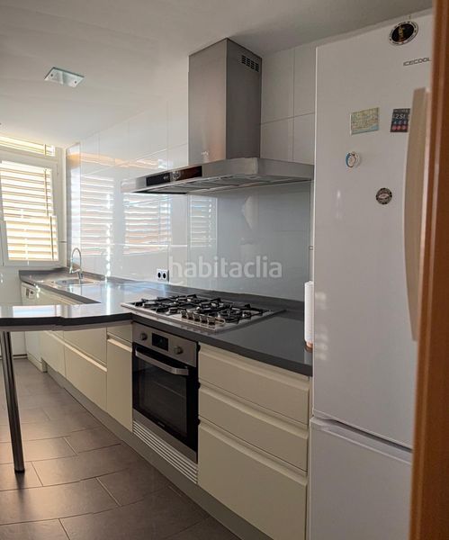 Piso amplio y moderno piso reformado en Nou Moles totalmente exterior y esquinero en Valencia - Imagen 12