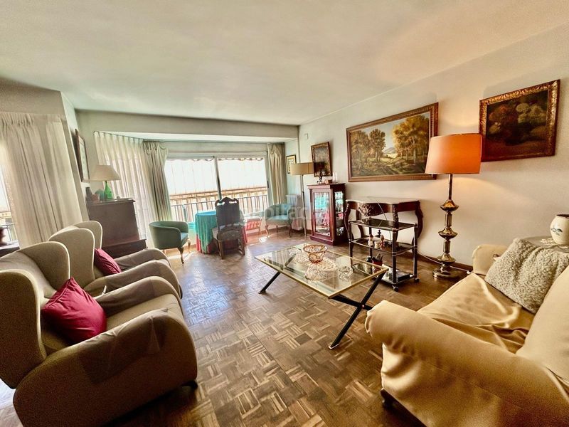 Foto 0d50463d-c026-4c76-ae38-87febe22c60e. Pis amb aparcament a Exposició Valencia