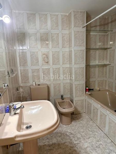 Piso atencion vivienda para entrar a vivir en abastos con ascensor!! en Valencia - Imagen 4