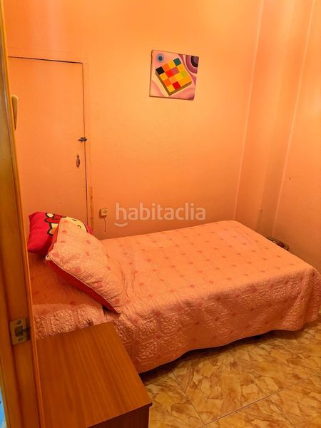 Foto cbef5ad2-eca7-402a-b043-ad5d4af4d022. Pis a Russafa Valencia