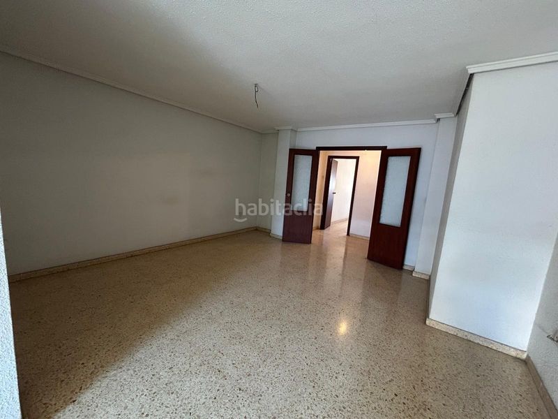 Foto 909a8812-cca0-4414-b98e-09fa4922749e. Pis a Torrefiel Valencia