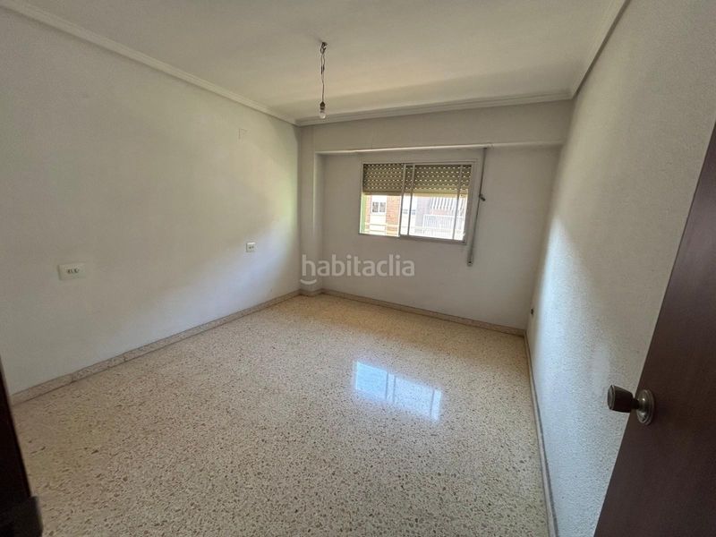 Foto dd78734a-7006-4ea2-9bc1-c5c90aa6827b. Pis a Torrefiel Valencia