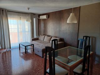 Flat in La Fontsanta. Excepcional vivienda exterior en venta con plaza de garaje inclu