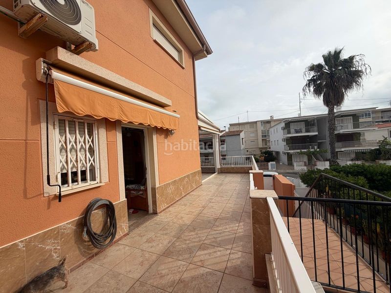 Foto cef34de7-58bd-4f28-8764-1717aea31022. Casa adossada amb calefacció aparcament a Oliva playa Oliva