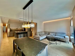 Etagenwohnung en Gran Via. Impresionante vivienda con reforma de dise�o en zona gran via