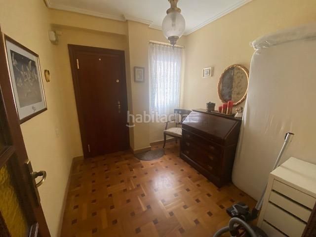 Foto a343921f-9068-41ce-a0c0-a6b18c01ee5c. Pis a Mont Olivet Valencia