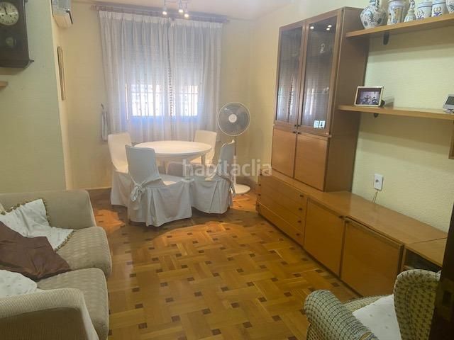 Foto d91bd945-abfe-4480-84e3-d85f9314fe85. Pis a Mont Olivet Valencia