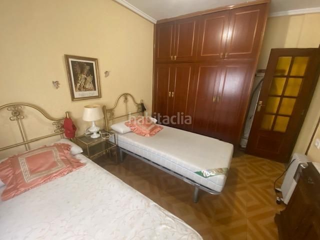 Foto ed1be77f-68e7-4af6-8093-bcb2c6de3736. Pis a Mont Olivet Valencia