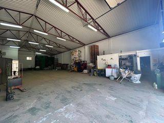 Industrial building in Beniparrell. Nave en venta para entrar...poligono industrial beniparrell