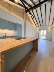 Location Attique à Carcaixent. Ático con techos altos y reforma de diseño a estrenar en carcaix