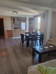Location Appartement à Tres Forques. Se alquila preciosa vivienda reformada en patraix!!