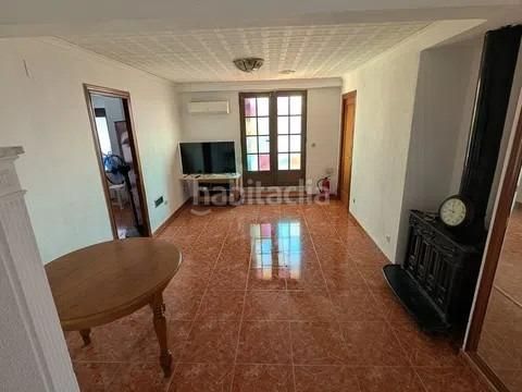 Foto 5ac79077-681d-4b2b-a8d8-65b9ada71867. Àtic a Nou Moles Valencia