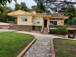 Casa a Urbanitzacions del Nord. Santa cristina darocasa