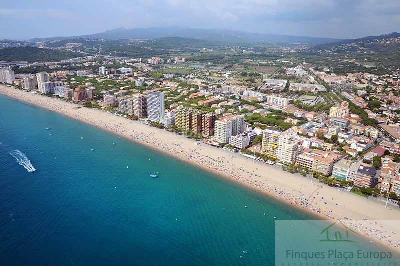 Foto 5909253e-b6c5-4b56-bef0-338a3f2558d2. Edificio platja darohotel en Fenals Platja d´Aro