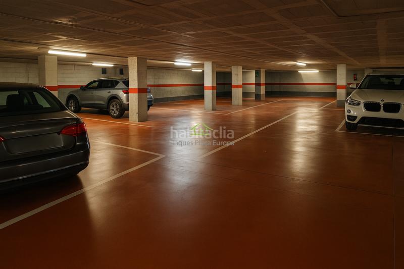 Foto 1bf105bf-d81e-47c1-833e-8dc27cce7a28. Aparcament cotxe a Centre-Platja Platja d´Aro