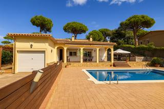 Casa en Cabanyes-Mas Ambrós-Mas Pallí. Calongecasa