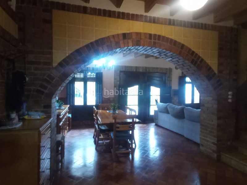 Foto 0194889a-949a-443d-8777-156710eb5742. Casa amb aparcament a Chóvar