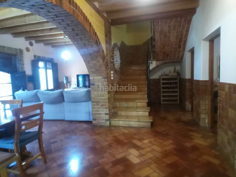 Foto 0d78d39a-dee1-4256-8d64-ad859f6fe50b. Casa amb aparcament a Chóvar