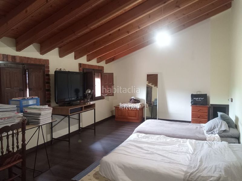 Foto 5e0e251c-b5b9-4999-89f1-3990ce465cc3. Casa amb aparcament a Chóvar