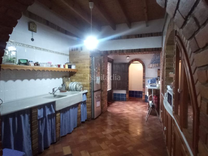 Foto 792cb22e-7fb5-4181-a1f7-86a94f4fc617. Casa amb aparcament a Chóvar