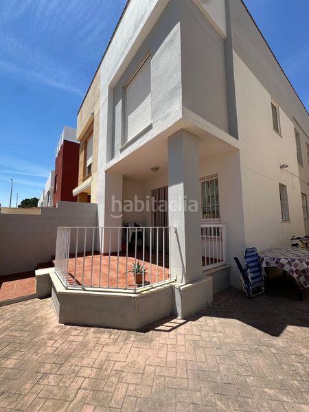 Foto bdd59490-69ab-4b22-991e-f7a374ff4262. Casa adossada amb aparcament a Moncófar Playa Moncofa