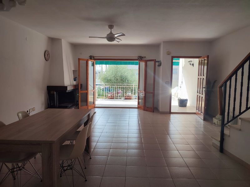 Foto 2958b116-4560-4800-b640-e69adb6c8151. Casa adossada amb aparcament a Moncófar Playa Moncofa