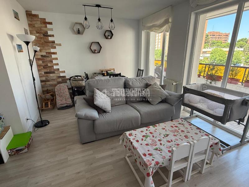 Foto 4ffaa62d-cfa5-4ab6-9e38-ffd5aac87855. Etagenwohnung mit heizung in La Paz Madrid