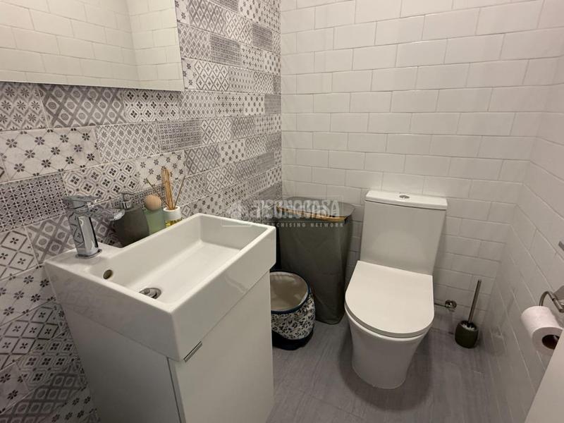 Foto 804b839e-952c-4ec3-a20b-9b230dd0ca47. Etagenwohnung mit heizung in La Paz Madrid