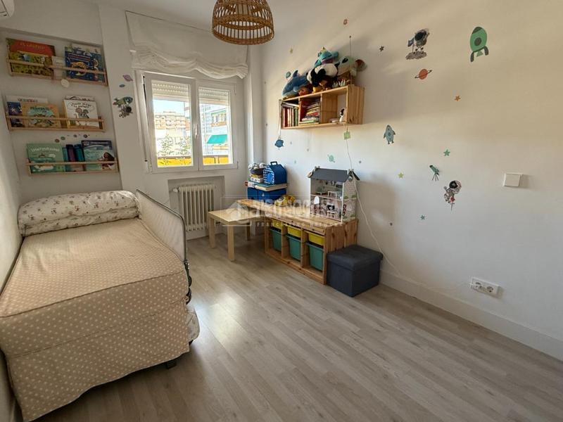 Foto e7d81ce5-eba6-49c3-b53c-911dcecaab5b. Etagenwohnung mit heizung in La Paz Madrid