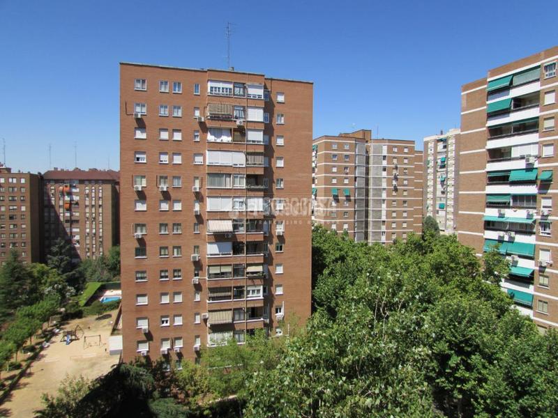 Foto 064bcbe3-cfab-4726-b876-2d631b05bce2. Appartement avec chauffage dans La Paz Madrid