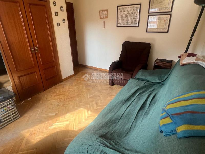 Foto 0bb94bc4-f6ec-4c82-94ea-36cb6af87a94. Appartement avec chauffage dans La Paz Madrid