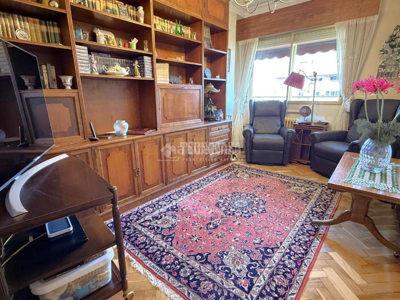 Foto 62e50f7d-ec62-47d1-aba1-faf512a0eba2. Pis amb piscina a La Paz Madrid