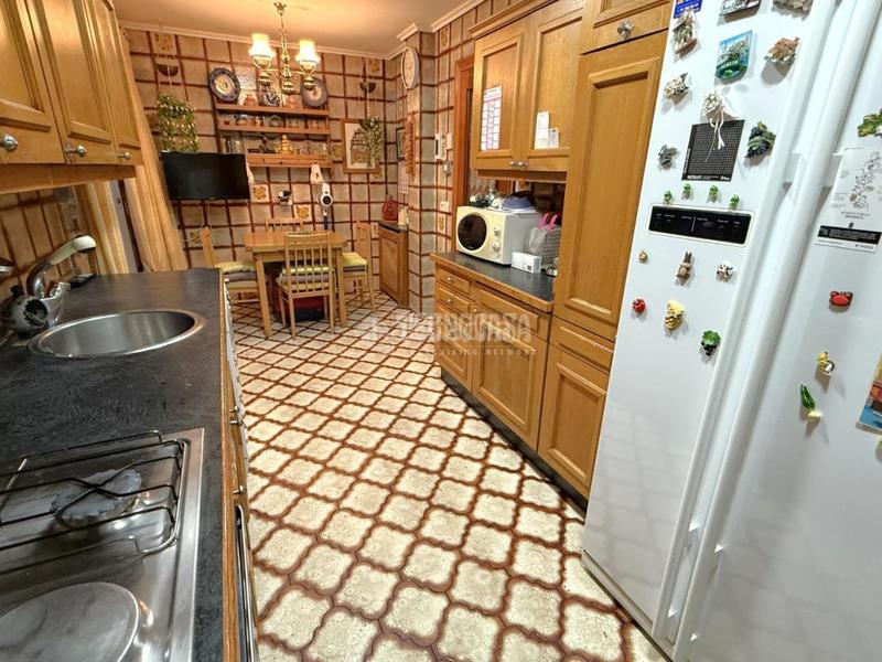 Foto 934dd385-8077-42c7-8b81-202fe4ece250. Pis amb piscina a La Paz Madrid