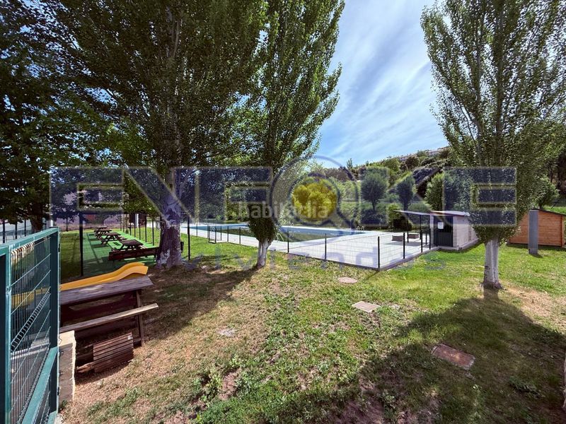 Foto a0807807-294d-4cdc-943f-75c1d7ee0ed7. Terreny residencial a Ambite